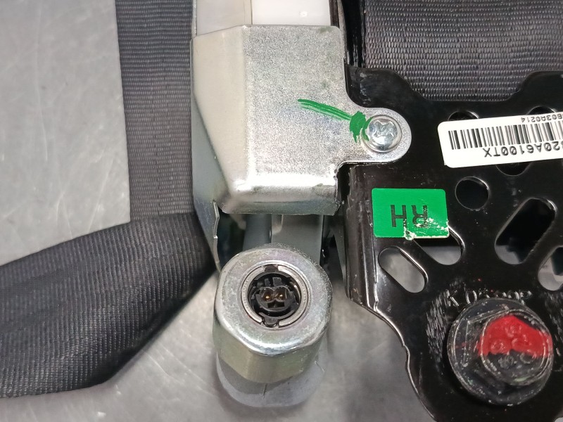 Recambio de cinturon seguridad delantero derecho para hyundai i30 (gd) 1.4 crdi referencia OEM IAM 88820A6100TX  