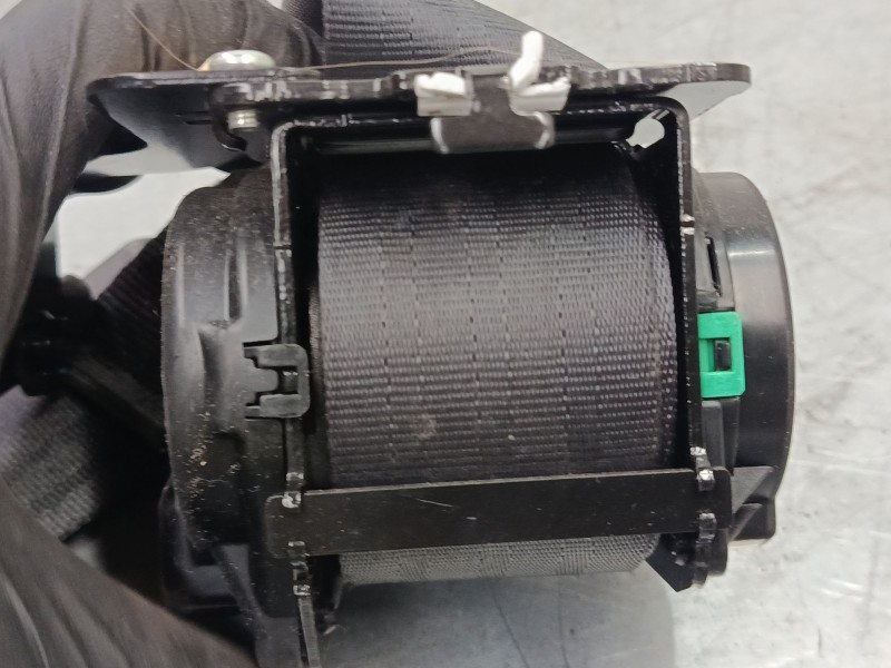 Recambio de cinturon seguridad trasero izquierdo para hyundai i30 (gd) 1.4 crdi referencia OEM IAM 89810A6000RY  