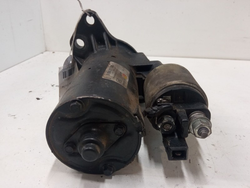 Recambio de motor arranque para volkswagen golf iv (1j1) 1.6 referencia OEM IAM 0986017830  