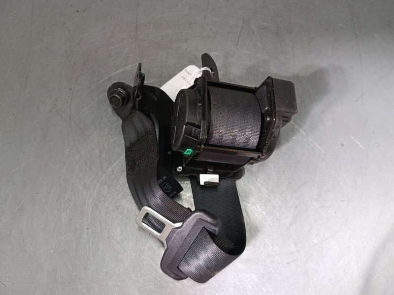 Recambio de cinturon seguridad trasero derecho para hyundai i30 (gd) 1.4 crdi referencia OEM IAM 89820A6000RY  