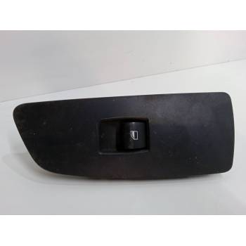 MANDO ELEVALUNAS DELANTERO DERECHO 06461BK 