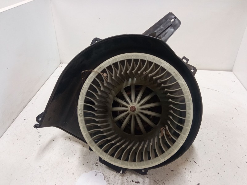 Recambio de motor calefaccion para seat ibiza iii (6l1) 1.4 16v referencia OEM IAM   