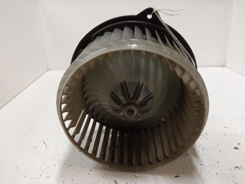 Recambio de motor calefaccion para toyota corolla (_e12_) 2.0 d-4d (cde120r_, cde120l_) referencia OEM IAM 0130101601 MF01607006