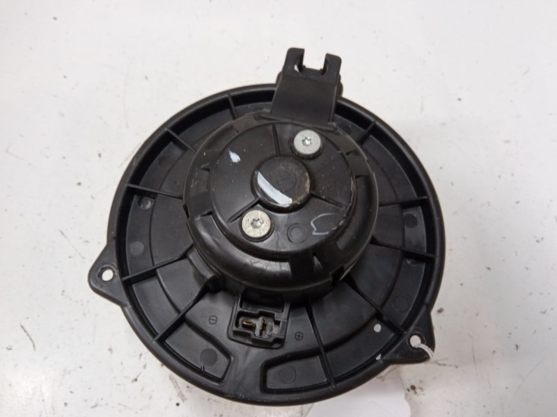 Recambio de motor calefaccion para toyota corolla (_e12_) 2.0 d-4d (cde120r_, cde120l_) referencia OEM IAM 0130101601 MF01607006