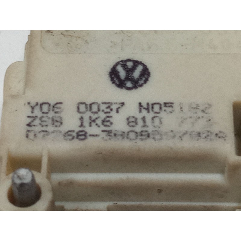 Recambio de motor cierre centralizado tapa combustible para volkswagen golf v (1k1) 1.9 tdi 4motion referencia OEM IAM   