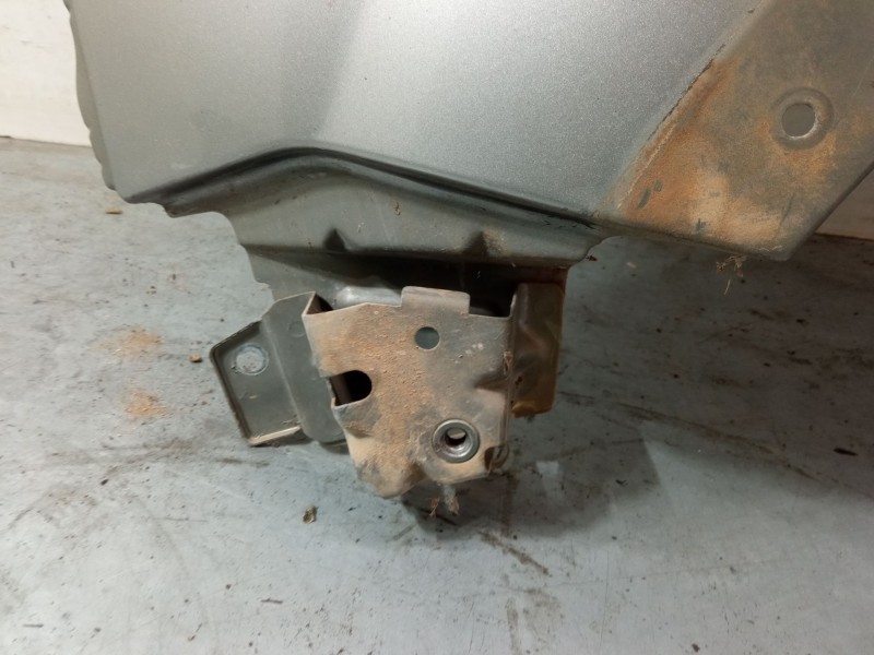 Recambio de aleta delantera izquierda para renault kangoo (kc0/1_) 1.9 dci 4x4 referencia OEM IAM   