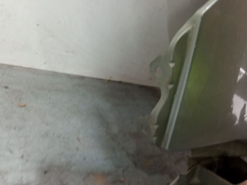 Recambio de aleta delantera izquierda para renault kangoo (kc0/1_) 1.9 dci 4x4 referencia OEM IAM   