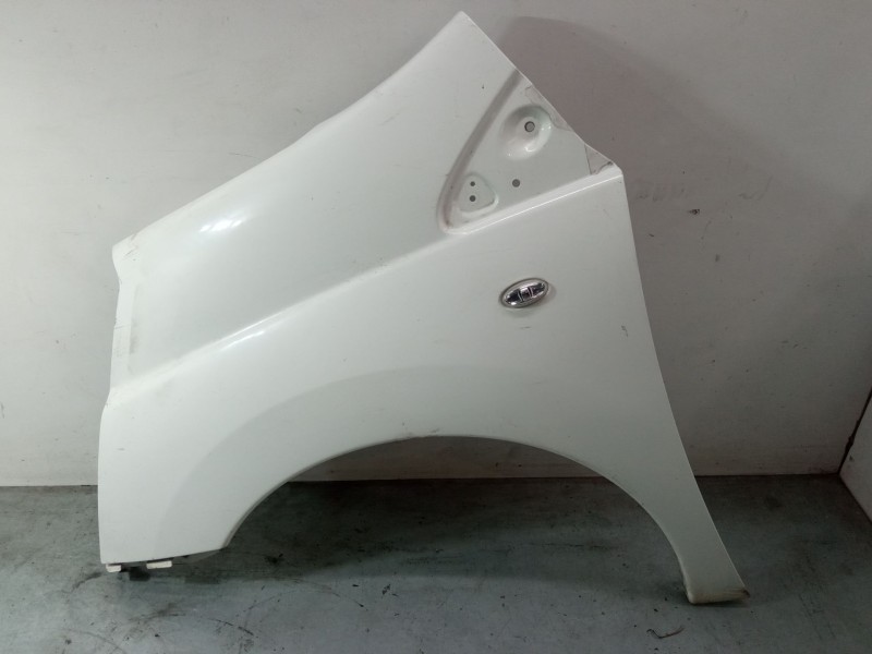 Recambio de aleta delantera izquierda para peugeot expert caja/chasis 1.6 hdi 90 16v referencia OEM IAM   