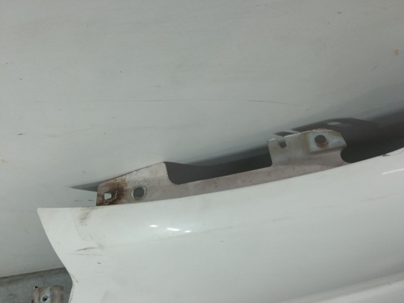 Recambio de aleta delantera izquierda para peugeot expert caja/chasis 1.6 hdi 90 16v referencia OEM IAM   
