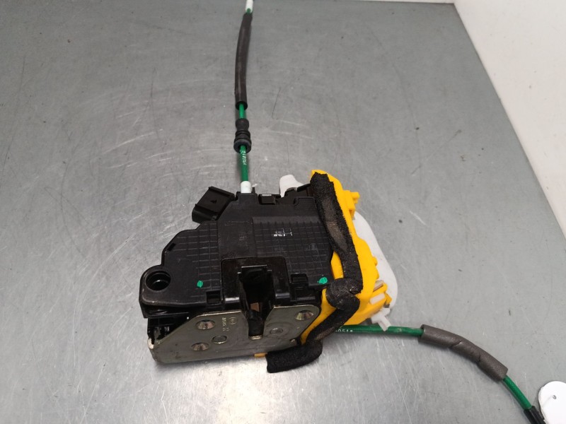 Recambio de cerradura puerta delantera derecha para hyundai i30 (gd) 1.4 crdi referencia OEM IAM 81320A6010  