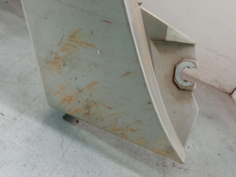 Recambio de aleta delantera izquierda para renault megane scénic (ja0/1_) 1.9 dti (ja0n) referencia OEM IAM   
