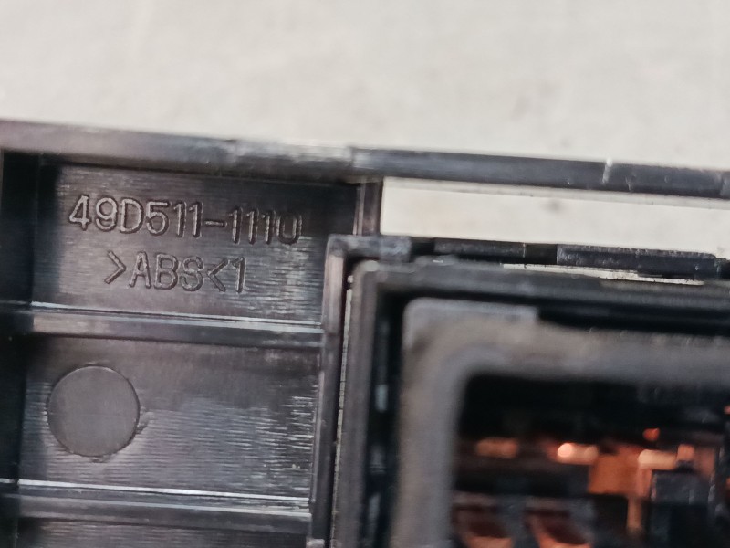 Recambio de mando elevalunas trasero izquierdo para hyundai i30 (gd) 1.4 crdi referencia OEM IAM   