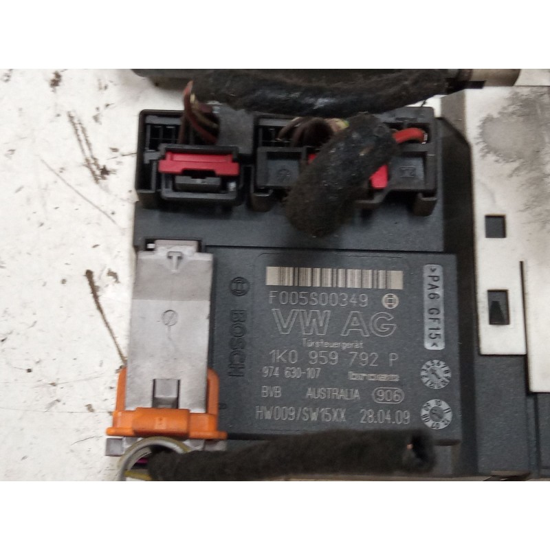 Recambio de motor elevaluna delantero derecho para seat altea xl (5p5, 5p8) 2.0 tdi 16v referencia OEM IAM 1K0959792P 5P0837402N
