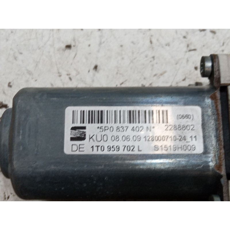 Recambio de motor elevaluna delantero derecho para seat altea xl (5p5, 5p8) 2.0 tdi 16v referencia OEM IAM 1K0959792P 5P0837402N