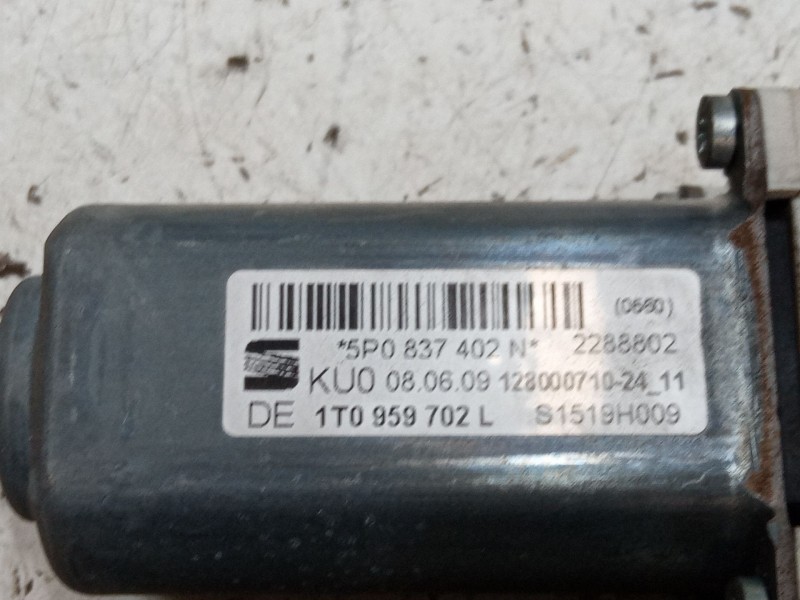 Recambio de motor elevaluna delantero derecho para seat altea xl (5p5, 5p8) 2.0 tdi 16v referencia OEM IAM 1K0959792P 5P0837402N