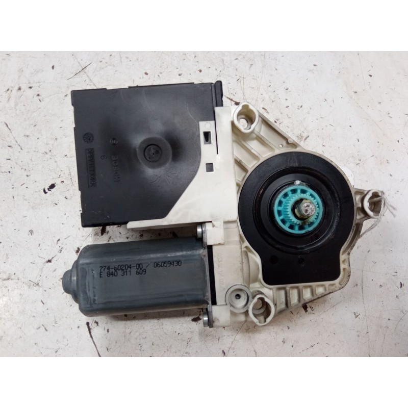 Recambio de motor elevaluna delantero derecho para seat altea xl (5p5, 5p8) 2.0 tdi 16v referencia OEM IAM 1K0959792P 5P0837402N