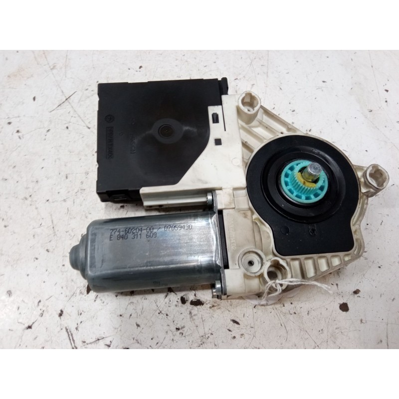 Recambio de motor elevaluna delantero izquierdo para seat altea xl (5p5, 5p8) 2.0 tdi 16v referencia OEM IAM 1K0959793P 1T095970