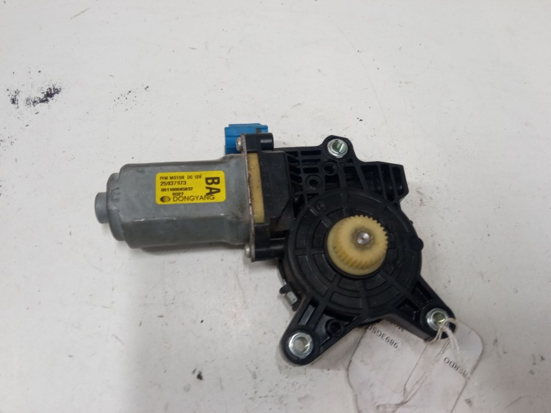 Recambio de motor elevaluna delantero izquierdo para chevrolet captiva (c100, c140) 2.4 referencia OEM IAM   