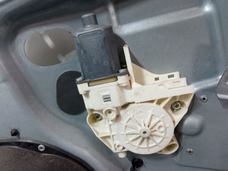 Recambio de elevalunas electrico derecho 3p para ford focus ii (da_, hcp, dp) 1.6 ti referencia OEM IAM 4M51B203A28BE  