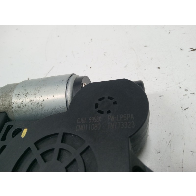Recambio de motor elevaluna delantero izquierdo para mazda 6 hatchback (gg) 2.0 di (gg14) referencia OEM IAM   