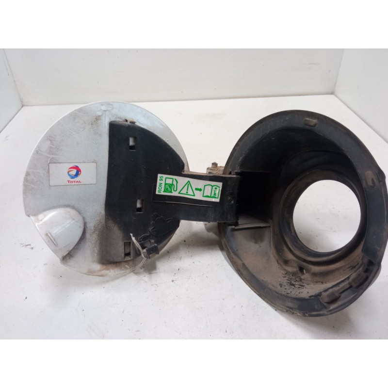 Recambio de tapa exterior combustible para citroën c3 ii (sc_) 1.2 vti 82 referencia OEM IAM   