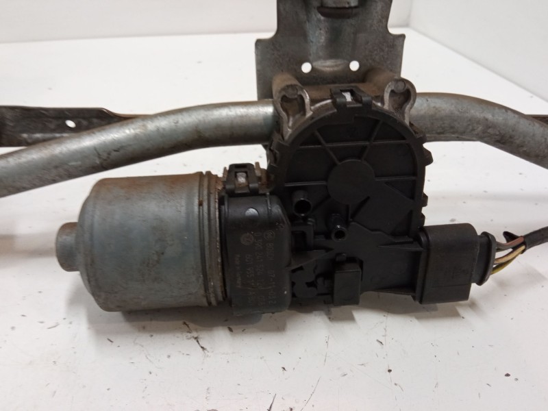 Recambio de motor limpia delantero para volkswagen polo iv (9n_, 9a_) 1.4 16v referencia OEM IAM   