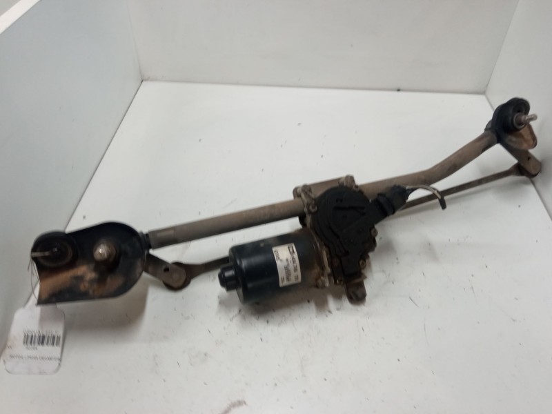 Recambio de motor limpia delantero para toyota corolla (_e12_) 2.0 d-4d (cde120r_, cde120l_) referencia OEM IAM   