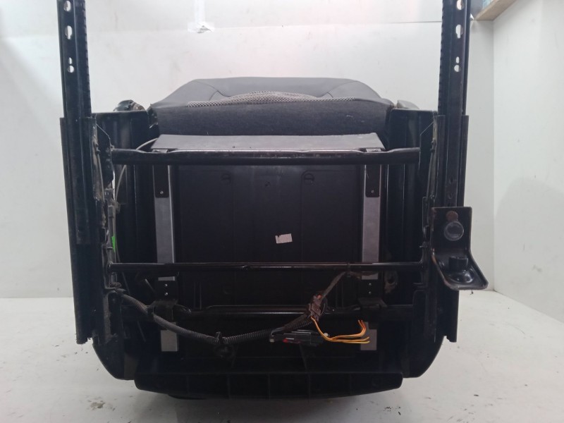 Recambio de asiento delantero derecho para peugeot partner monospace (5_, g_) 1.6 hdi 75 referencia OEM IAM   