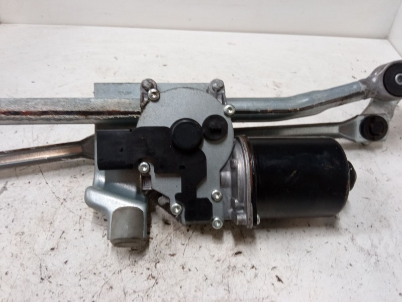 Recambio de motor limpia delantero para bmw 1 (e87) 118 d referencia OEM IAM   