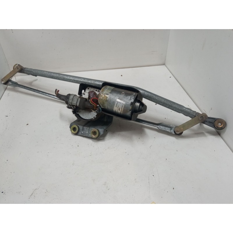 Recambio de motor limpia delantero para renault clio i (b/c57_, 5/357_) 1.2 (5/357y, 5/357k) referencia OEM IAM   