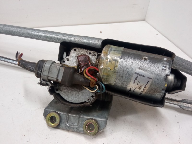 Recambio de motor limpia delantero para renault clio i (b/c57_, 5/357_) 1.2 (5/357y, 5/357k) referencia OEM IAM   