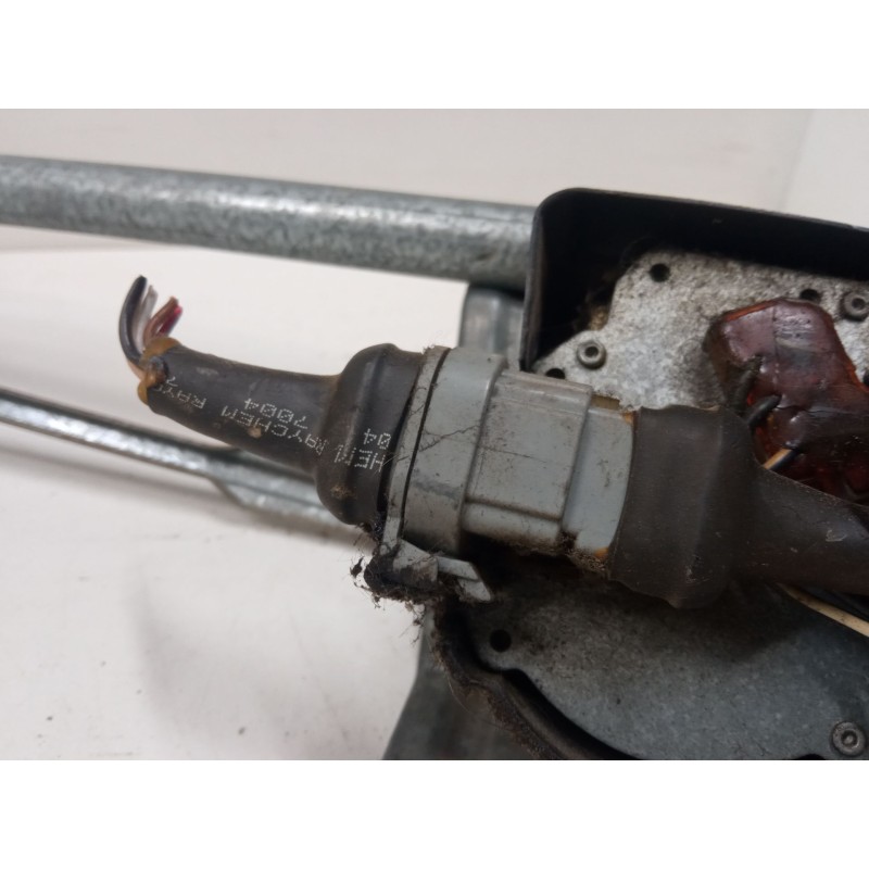 Recambio de motor limpia delantero para renault clio i (b/c57_, 5/357_) 1.2 (5/357y, 5/357k) referencia OEM IAM   
