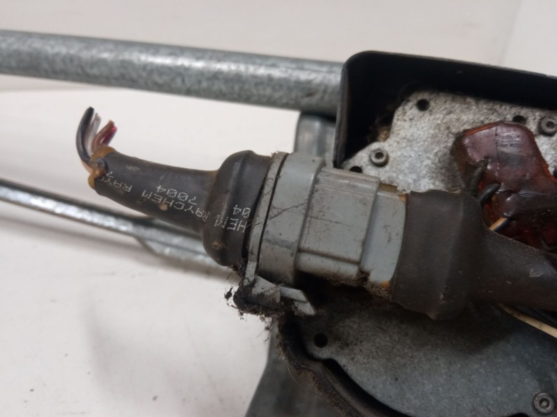 Recambio de motor limpia delantero para renault clio i (b/c57_, 5/357_) 1.2 (5/357y, 5/357k) referencia OEM IAM   