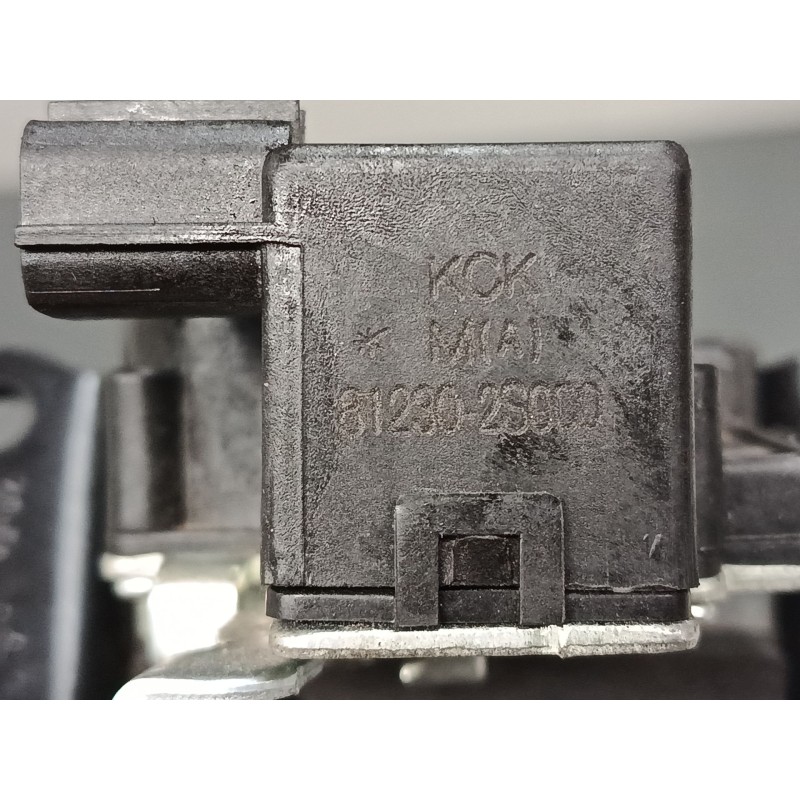 Recambio de cerradura maletero / porton para hyundai ix35 (lm, el, elh) 2.0 crdi referencia OEM IAM 812302S000  