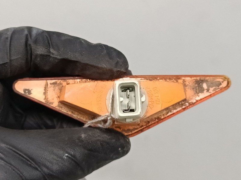 Recambio de intermitente lateral derecho para ford focus i (daw, dbw) 1.6 16v referencia OEM IAM   