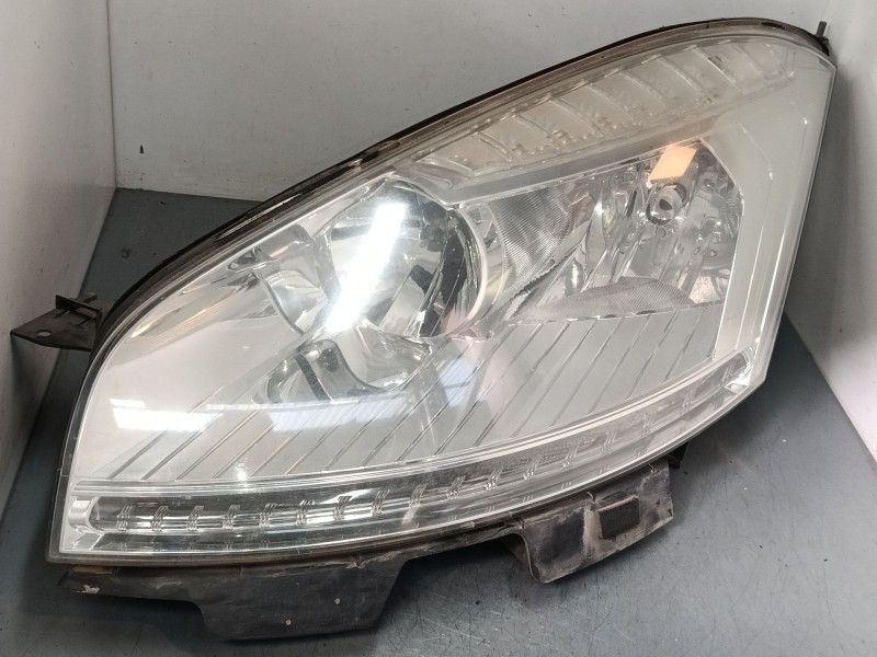 Recambio de faro izquierdo para citroën c4 picasso i monospace (ud_) 1.6 hdi 110 referencia OEM IAM 16298100  