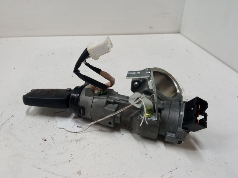 Recambio de clausor para hyundai i20 i (pb, pbt) 1.2 referencia OEM IAM   