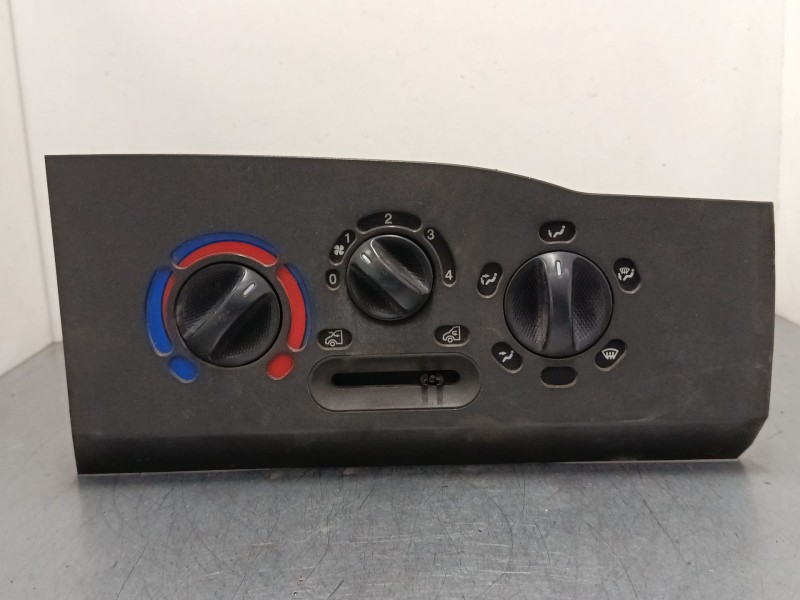 Recambio de mando calefaccion / a/a para iveco daily iii furgoneta 35 s 11 v,35 c 11 v referencia OEM IAM 123942200  
