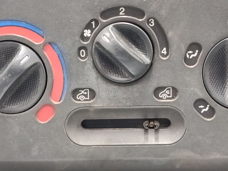 Recambio de mando calefaccion / a/a para iveco daily iii furgoneta 35 s 11 v,35 c 11 v referencia OEM IAM 123942200  