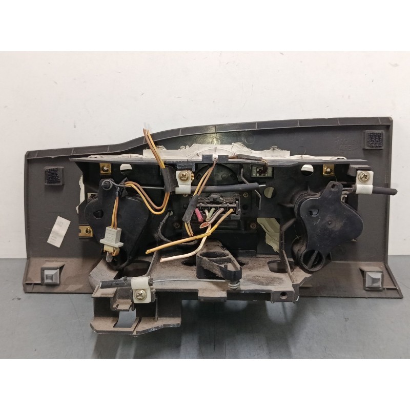 Recambio de mando calefaccion / a/a para iveco daily iii furgoneta 35 s 11 v,35 c 11 v referencia OEM IAM 123942200  