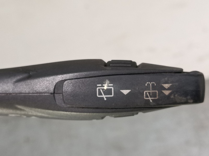 Recambio de mando limpiaparabrisas para ford fiesta vi (cb1, ccn) 1.4 tdci referencia OEM IAM 8A6T17A553AC  