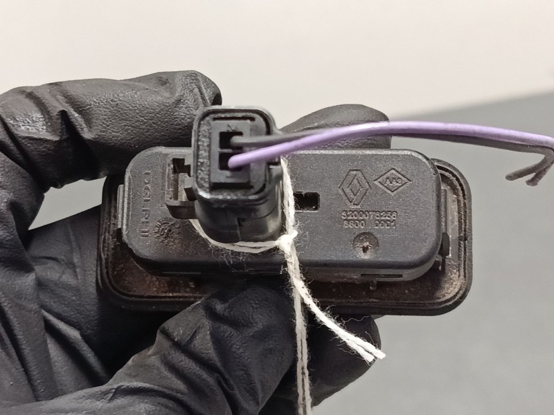 Recambio de maneta exterior electrica porton para renault scénic ii (jm0/1_) 1.6 (jm0c, jm0j, jm1b) referencia OEM IAM 820076256