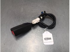 Recambio de anclaje cinturon delantero derecho para hyundai i30 (gd) 1.4 crdi referencia OEM IAM 88840A6000RY  