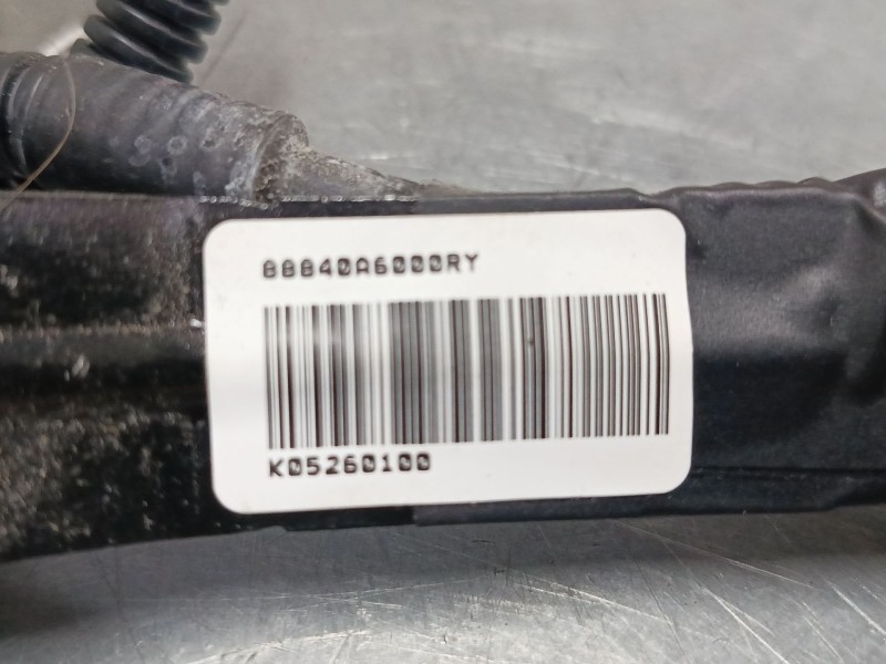 Recambio de anclaje cinturon delantero derecho para hyundai i30 (gd) 1.4 crdi referencia OEM IAM 88840A6000RY  