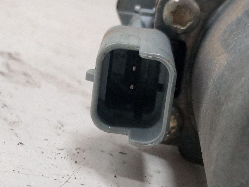 Recambio de motor elevaluna delantero izquierdo para citroën c3 ii (sc_) 1.2 vti 82 referencia OEM IAM   