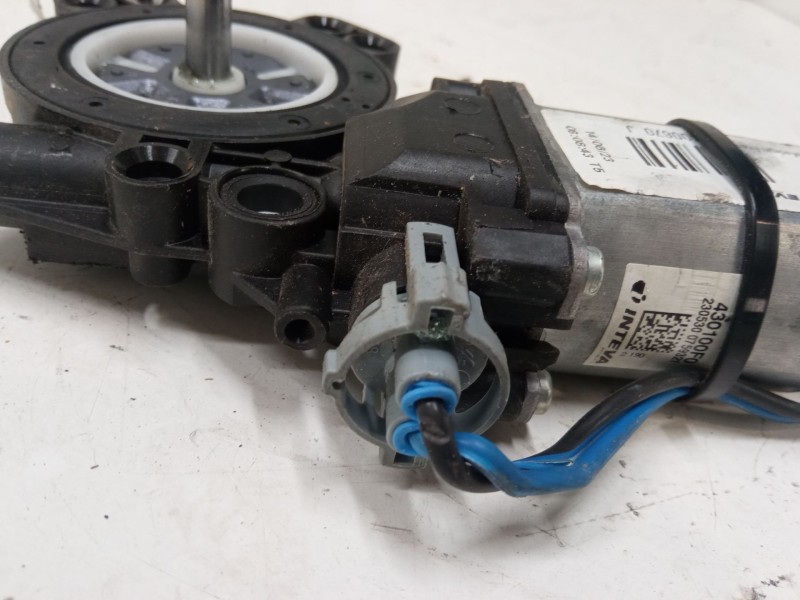 Recambio de motor elevaluna delantero derecho para citroën c3 ii (sc_) 1.2 vti 82 referencia OEM IAM   