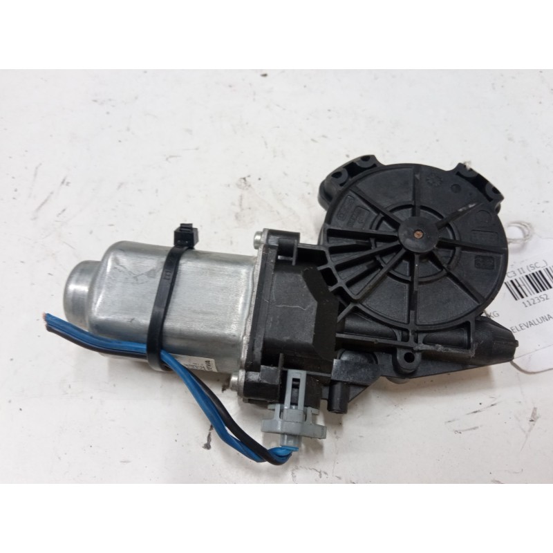 Recambio de motor elevaluna delantero derecho para citroën c3 ii (sc_) 1.2 vti 82 referencia OEM IAM   
