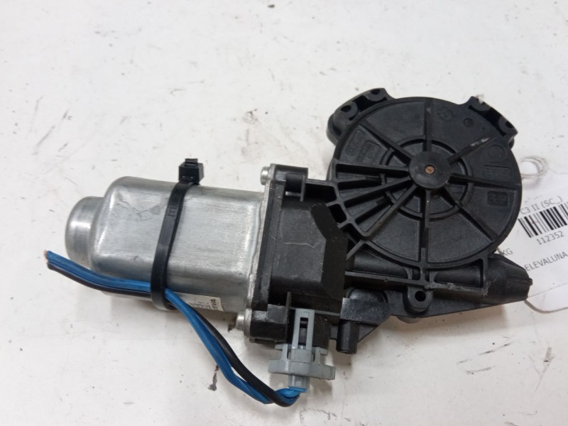 Recambio de motor elevaluna delantero derecho para citroën c3 ii (sc_) 1.2 vti 82 referencia OEM IAM   