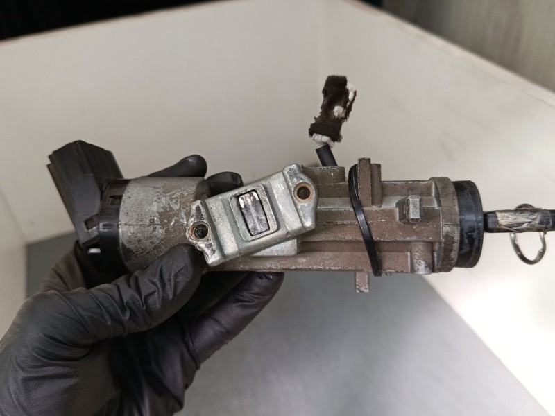 Recambio de clausor para daewoo lanos (klat) 1.3 referencia OEM IAM   