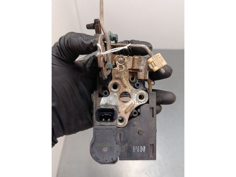 Recambio de cerradura puerta trasera derecha para daewoo lanos (klat) 1.3 referencia OEM IAM   